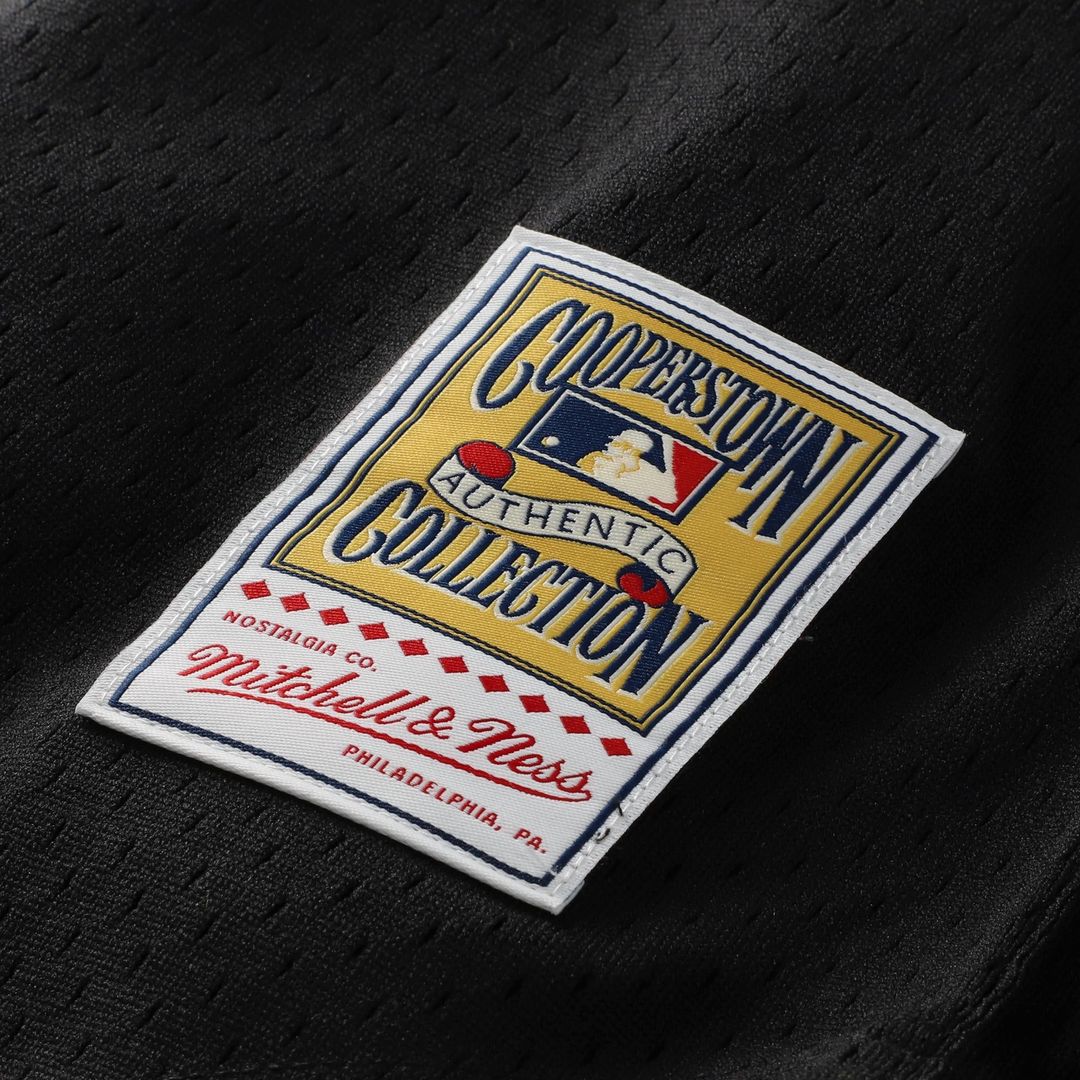 Barry Larkin Cincinnati Reds Throwback Cooperstown Mesh Jersey - Red